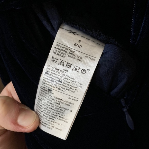 GAP Lined Velvet Navy Blue Romper size 6 - Picture 11 of 11